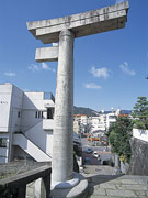 山王神社二の鳥居(一本柱鳥居)