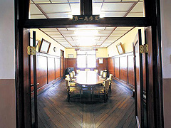 東洋精機株式会社本館事務所